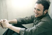 News, Raphael Gualazzi concerti nel 2017 con Love Live Peace Tour