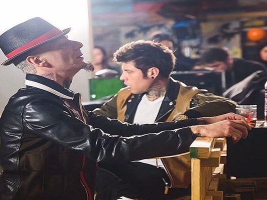 Fedez, J-Ax e Alessandra Amoroso, quando arriverà il nuovo singolo Piccole Cose?